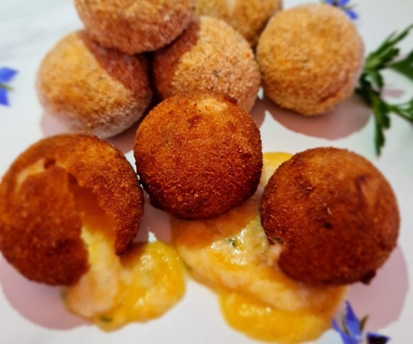 Cheese Bombs (4) Cheese Bombs (4)